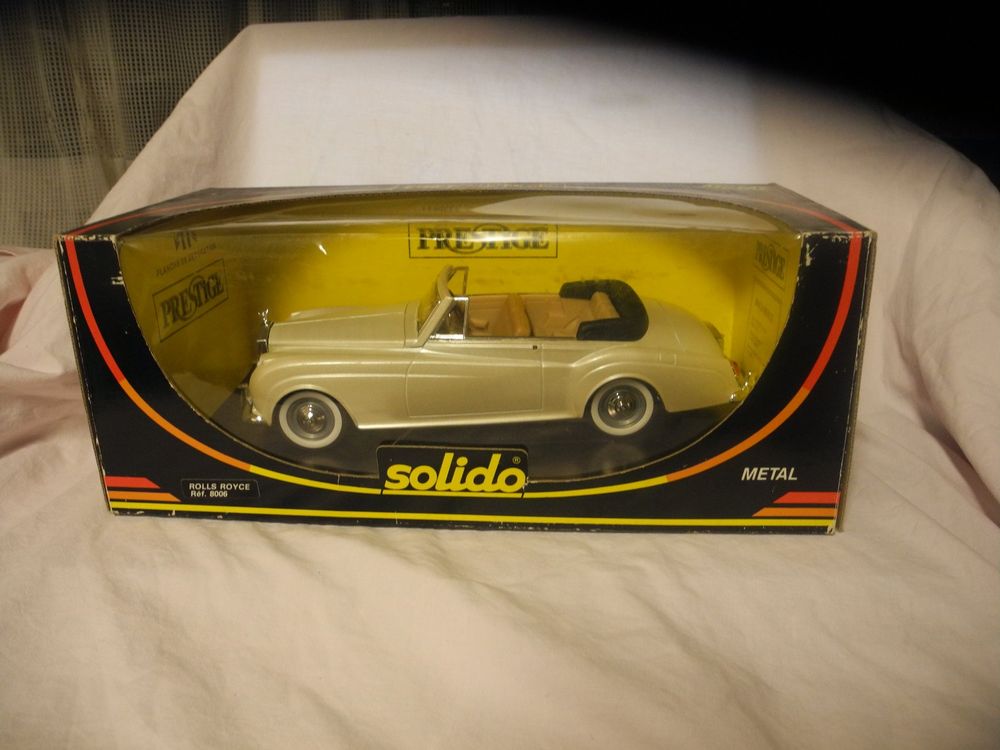 Solido 8006 - Rolls Royce Silver Cloud Bleue échelle 1:18 - Miniature De Collection