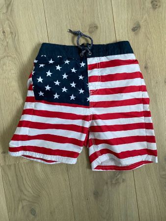 OshKosh Kinder Badehosen / Shorts / Badeshorts  Gr.7
