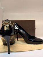 Louis Vuitton Lock It Pumps Eu 39