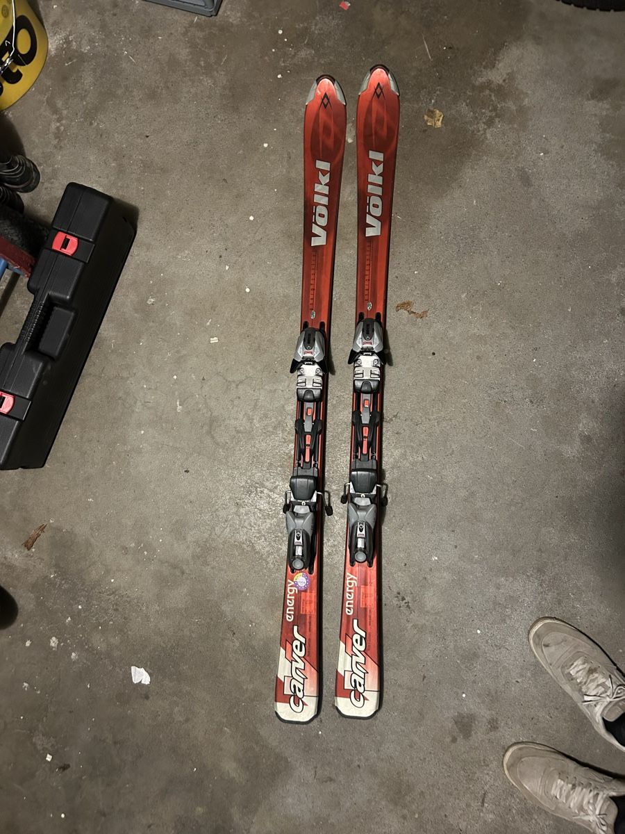 Völkl Sci: Völkl Ski Carver Energy – Usato da Urtenen-Schönbühl venduto da daremare