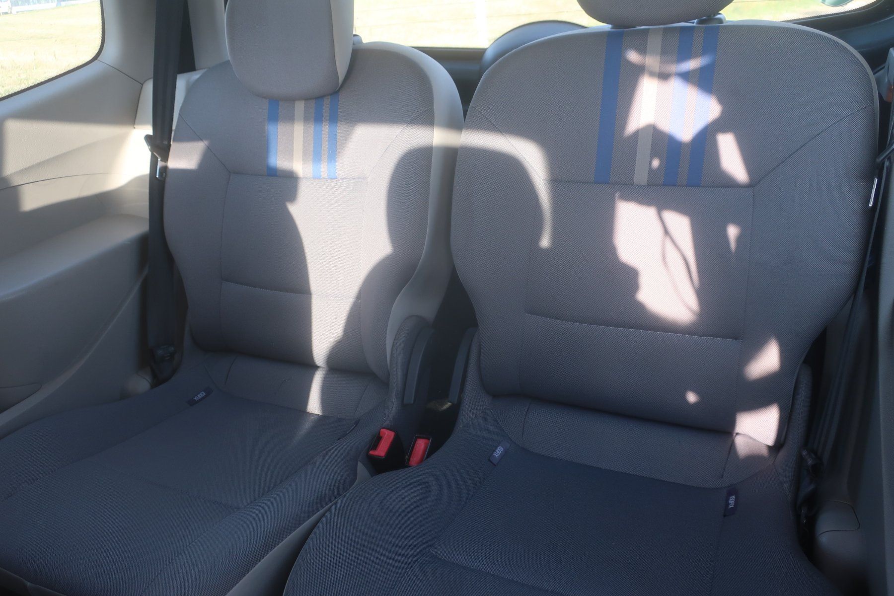 Renault Autos: Renault Twingo 1.2 16V – D'occasion à Les Bois par Jojo710 7