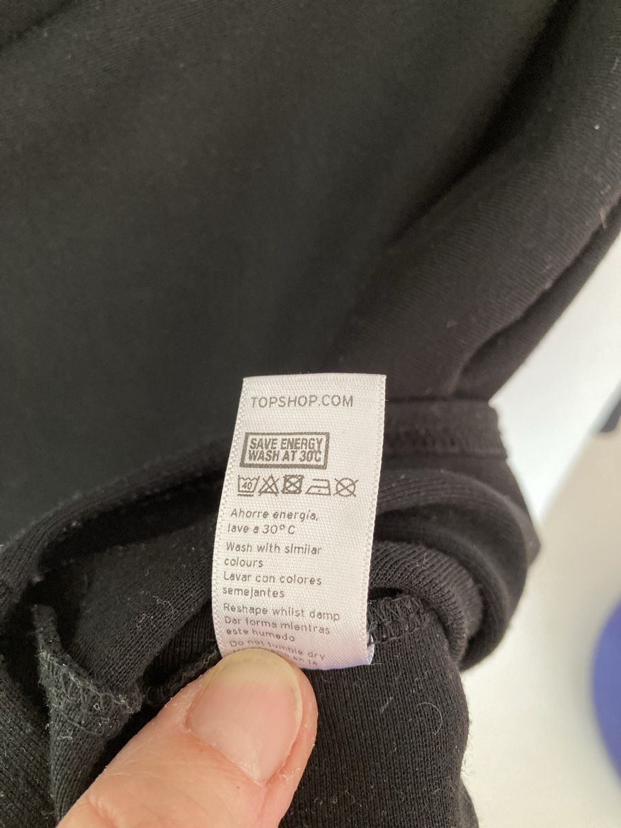 Vestiti: Schwarzes Kleid 36 – Usato da Kesswil venduto da Branca-01 3