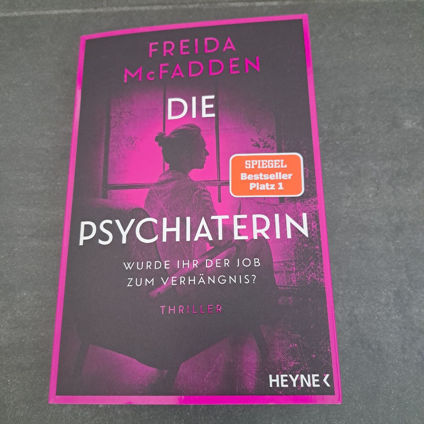 Libri: Freida McFadden - Die Psychiaterin – Usato da Hochdorf venduto da Westin05