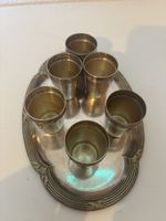 Antikes Vintage Servierset – 6 Becher & Tablett Sammlerstück