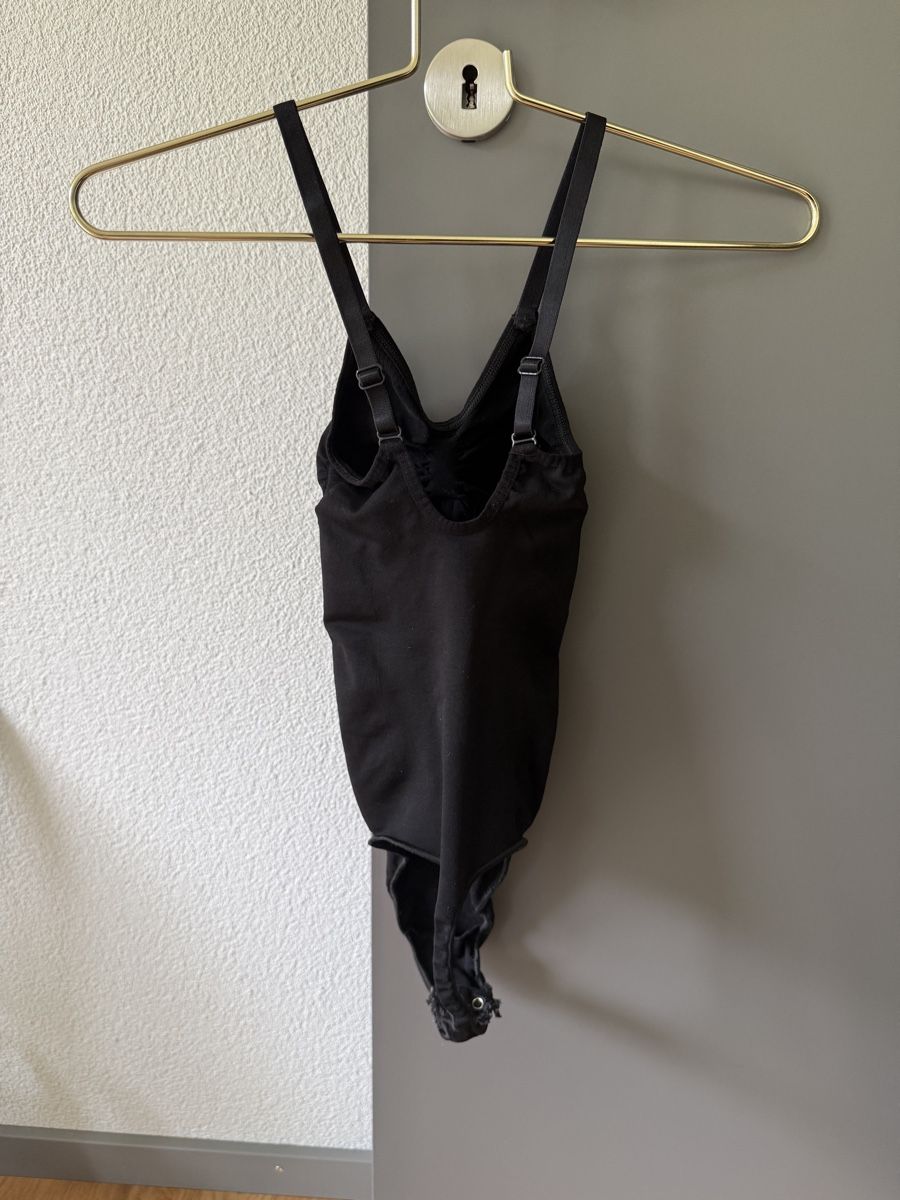 Tops: Bodysuit – D'occasion à Brunnen par pel_vk7g 1