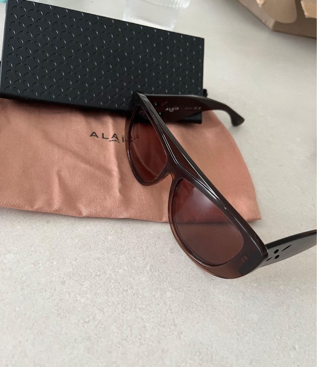 Alaia Occhiali & Lenti: Alaia Petal Sunglasses – Nuovo (secondo la descrizione) da Genève venduto da gvokiii 1