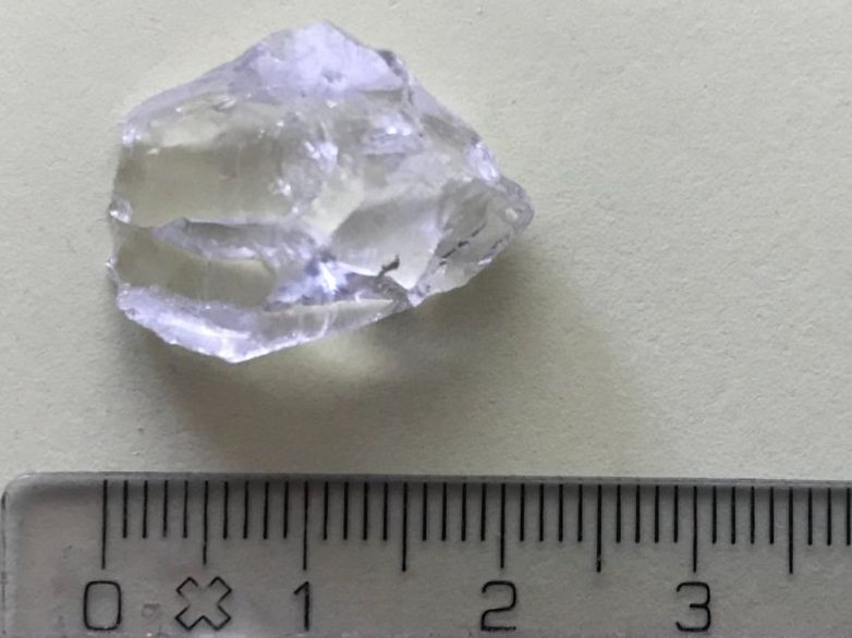 Edelsteine: Edelstein Kristall Bruchstück – Gebraucht aus Luzern von mey_s13
