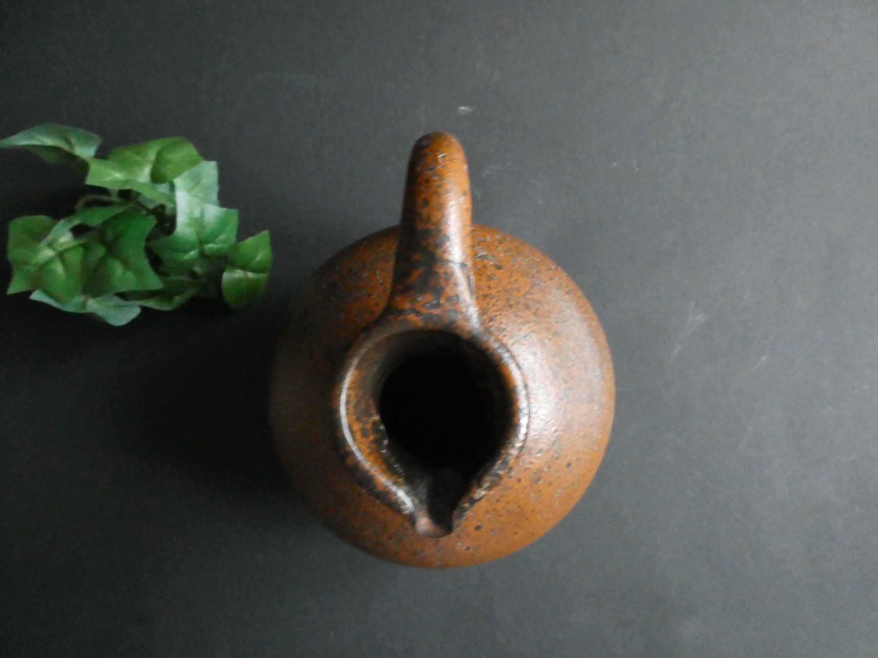 Vasi & Recipienti: Vase Henkelkrug André Freymond – Nuovo (secondo la descrizione) da Zürich venduto da ursinas-shop 4