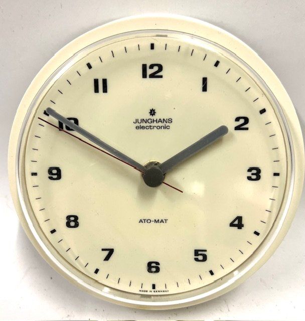 Junghans Orologi da terra & Orologi da parete: runde Wanduhr beige von Junghans – Usato da Zürich venduto da gigimai67