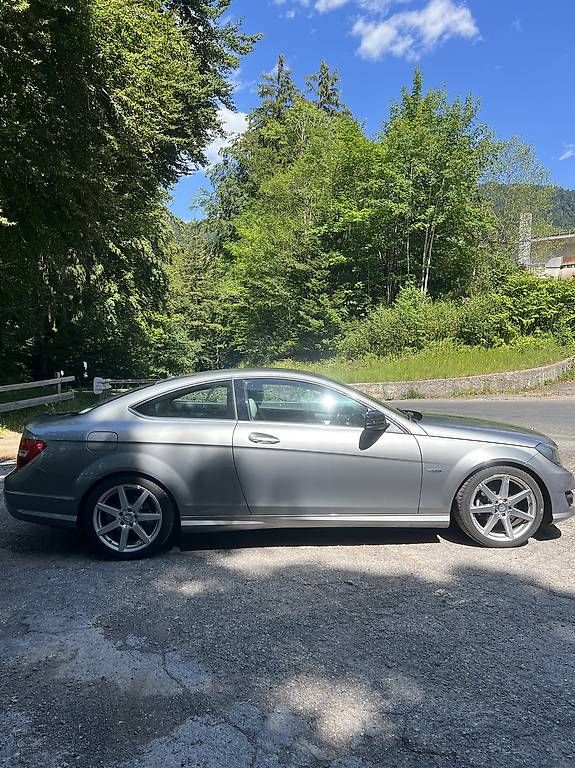 Autos: Mercedes C 180 Coupé BlueEff MyStar Édition – Gebraucht aus Bulle von bur_5blf 2