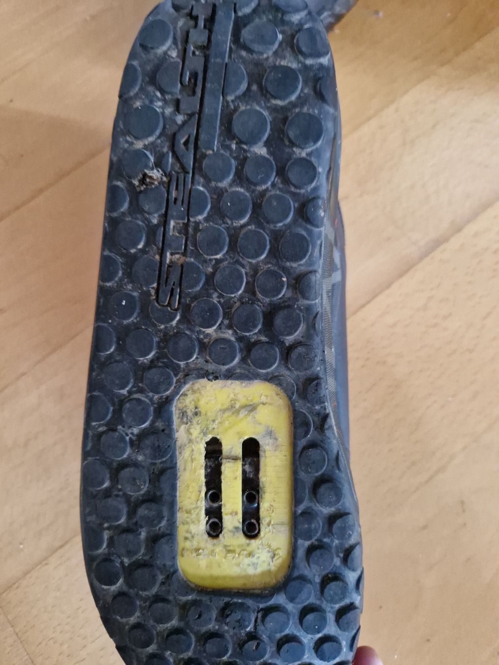 Five Ten Scarpe da uomo: MTB FiveTen Schuhe Gr.45 – Usato da Rhäzüns venduto da nic_5s2m 1