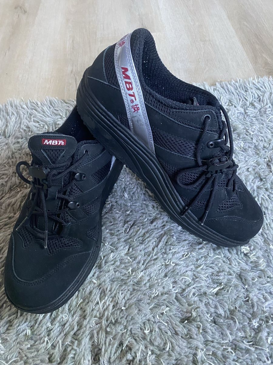 MBT Scarpe da uomo: MBT Schuhe Grösse 44 1/3  – Nuovo (secondo la descrizione) da Amriswil venduto da kar_rx2y 2
