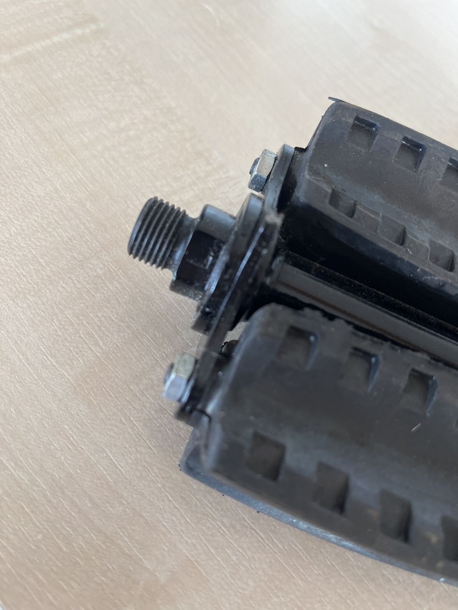 Mofa-Ersatzteile: Mofa Pedal Links – Gebraucht aus Fahrni b. Thun von Bergers_occasionen 1