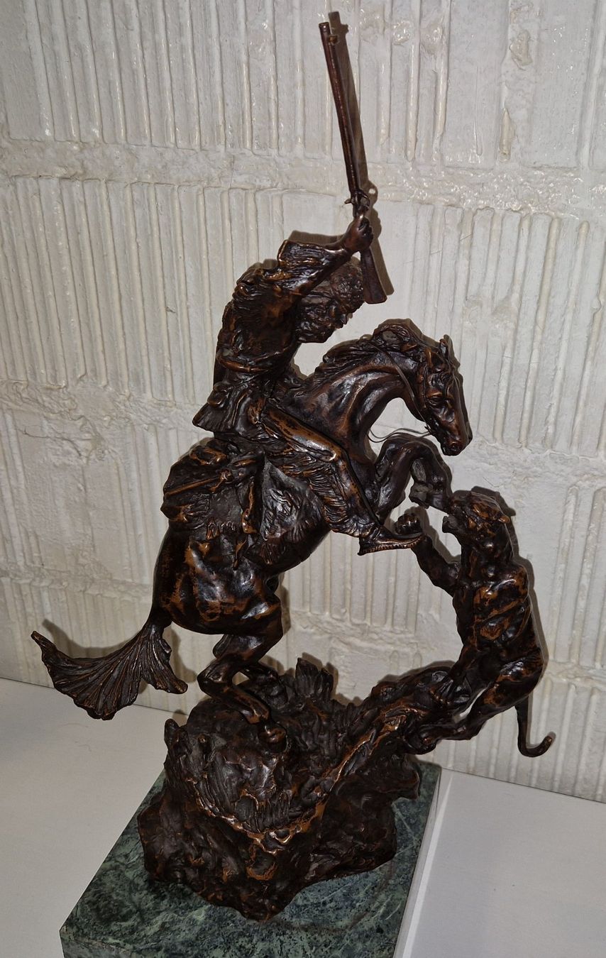 Sculptures & Statues: Trapper mit Puma Figur – D'occasion à Seedorf BE par Stibutz 1