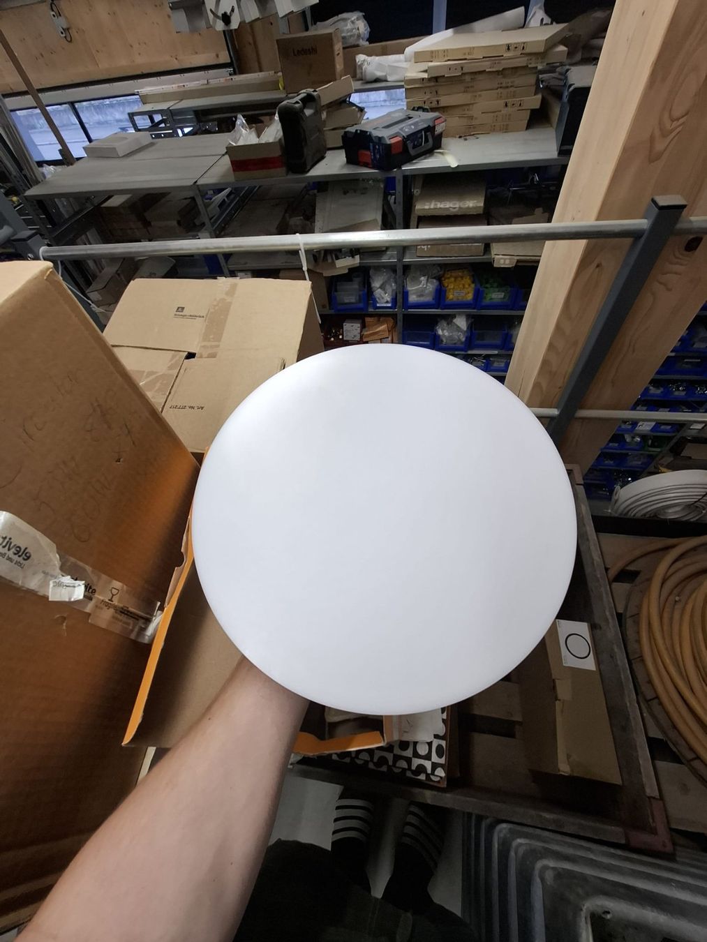Lampen: LED-Aussenleuchte – Gebraucht aus Niederglatt ZH von adr_vc9s