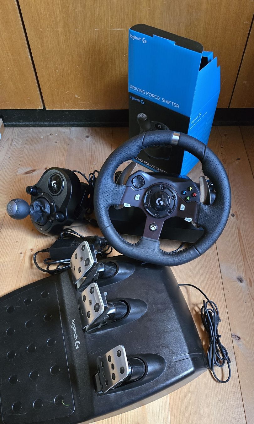 Logitech Controller: Logitech G920 Lenkrad mit Schalthebel, Top! – Gebraucht aus Disentis/Mustér von WRX.STI.14 2
