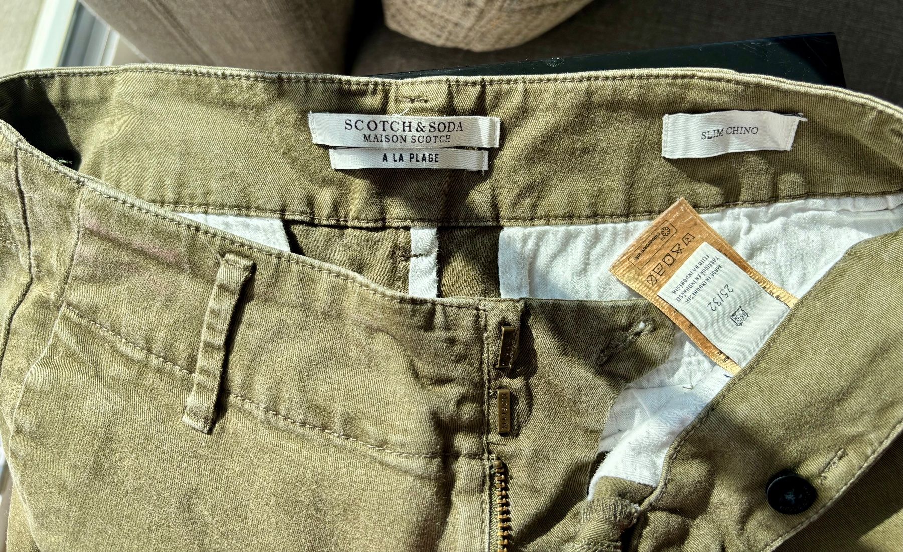 Maison Scotch Hosen: Slim Chino von Maison Scotch – Gebraucht aus Wetzikon ZH von aku_gw6r 1