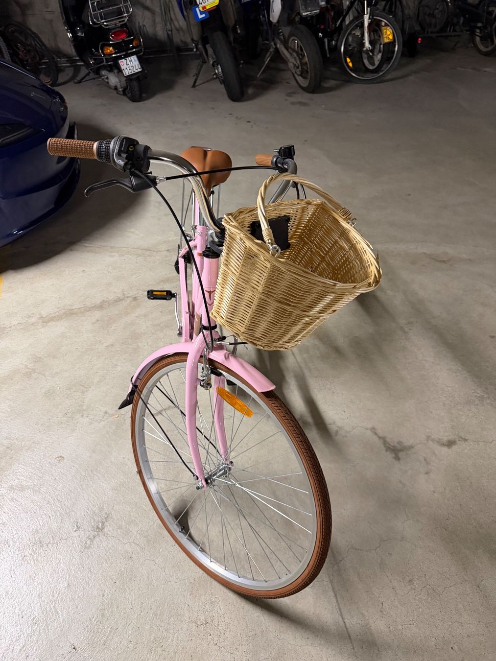 Candy Biciclette: Neu! Candy Velo Rosa mit Korb – Nuovo (secondo la descrizione) da Bonstetten venduto da pintermartin92 2