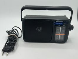 Staré rádio National Panasonic Deluxe retro