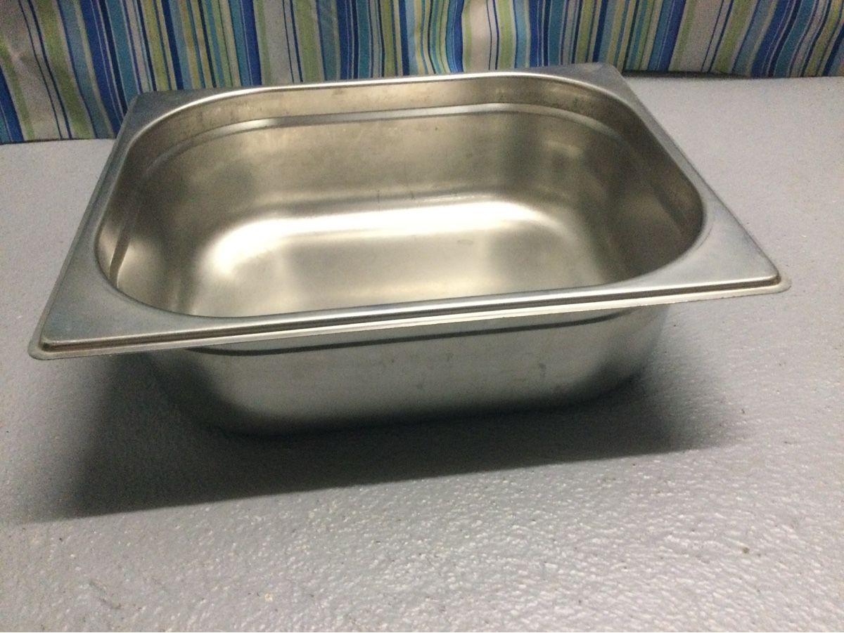 Cucine complete: 3 Stk. Gastronormschalen 1/2 mit Deckel – Usato da Schaffhausen venduto da Josh01 2