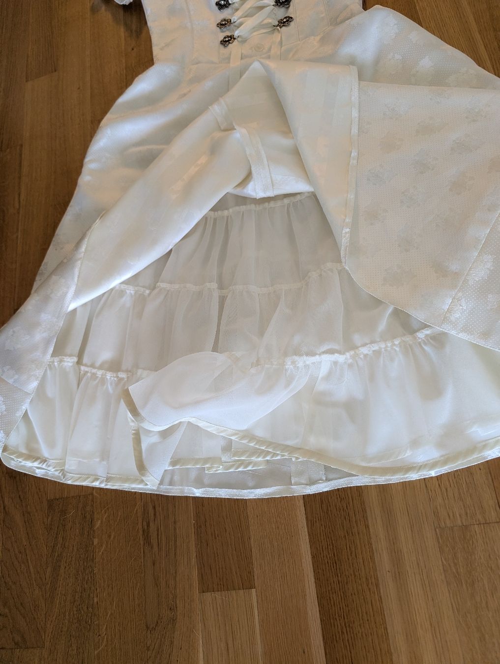 C&A Robes: Fest Dirndl Edel – D'occasion à Jona par Schaniarle 7