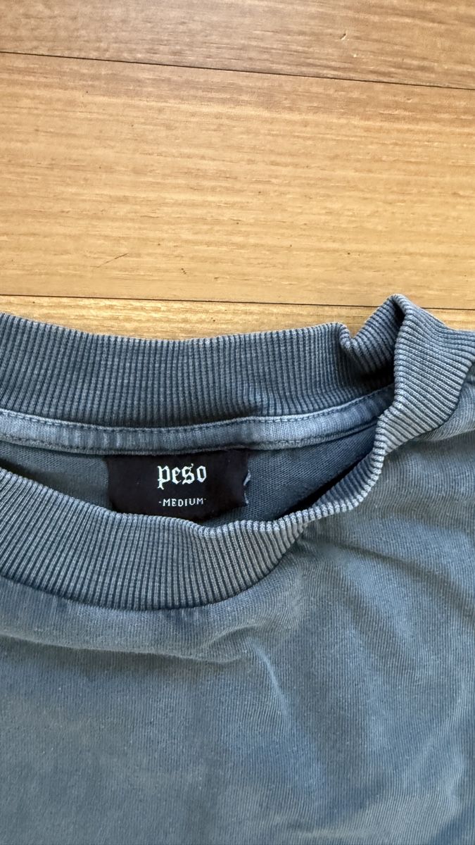 Pesoclo T-shirt: Peso t-shirt L – Usato da Horgen venduto da Aron.zh 1