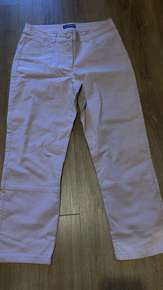 Hosen: Pantalon rose  – Neu (gemäss Beschreibung) aus Yverdon-les-Bains von Little_M0nster
