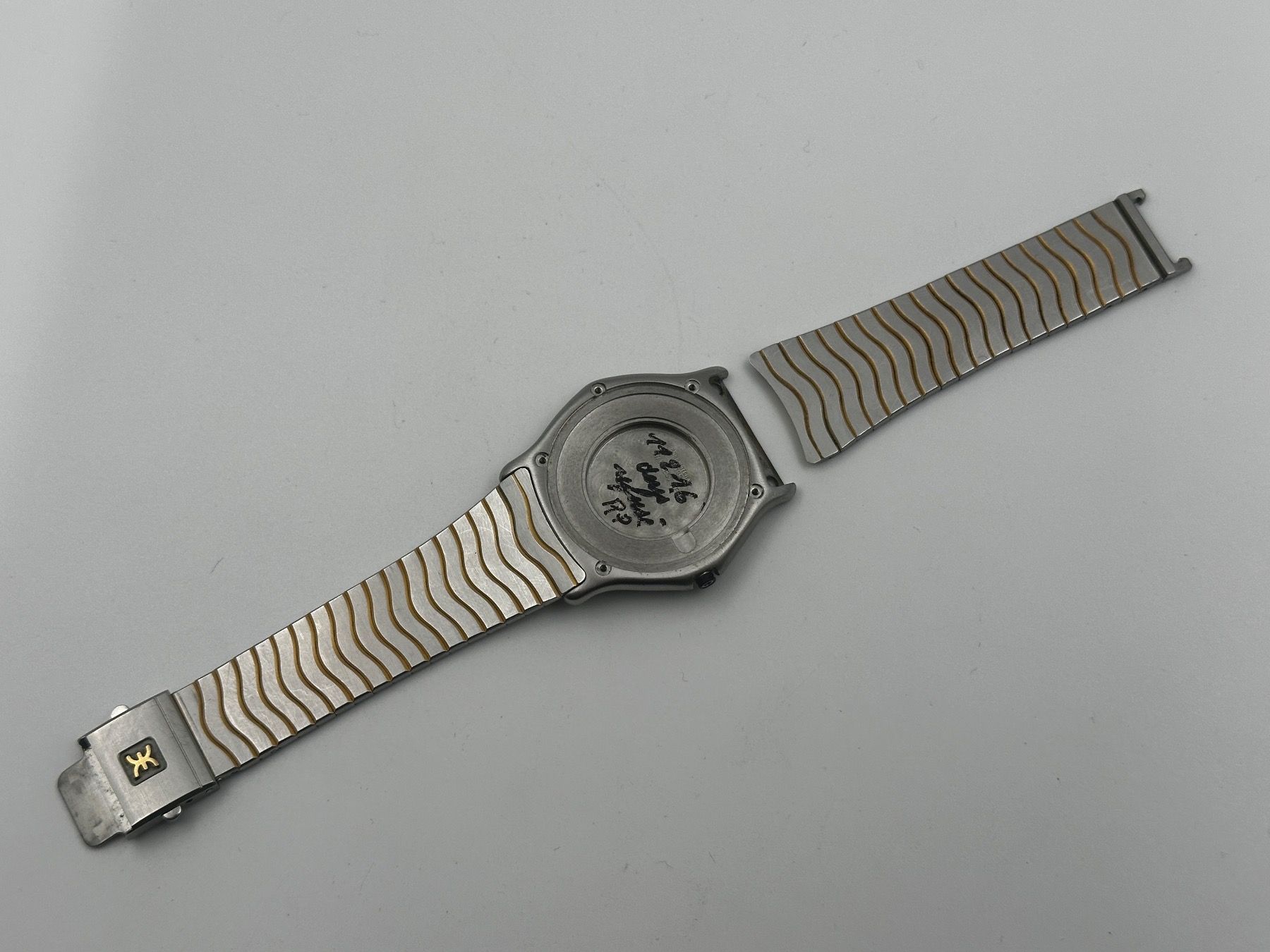 Ebel Uhren: Ebel Sport Classic Wave Gehäuse mit Band ref: 181903 – Gebraucht aus Brüttisellen von AlphaOmega05