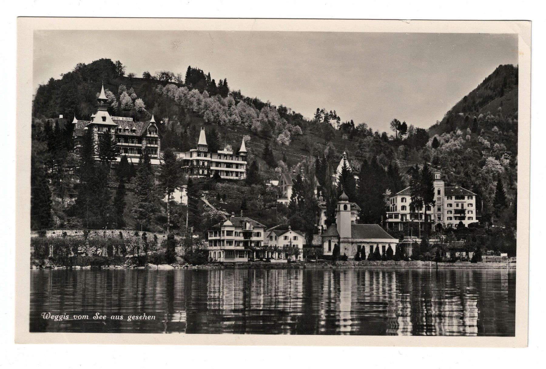 Cartoline postali: Ansichtskarte Weggis vom See aus gesehen – Usato da Küsnacht ZH venduto da scholli58