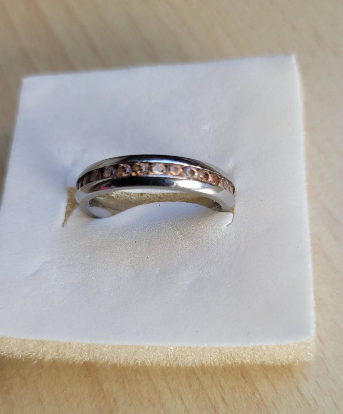 Anelli: Edelstahlring mit Kristallen – Usato da Balsthal venduto da CatSpirit_65 1