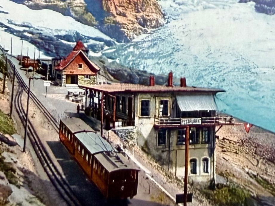 Cartes postales: Jungfraubahn - Station Eigergletscher 1914 – D'occasion à Lutry par Ediego 1