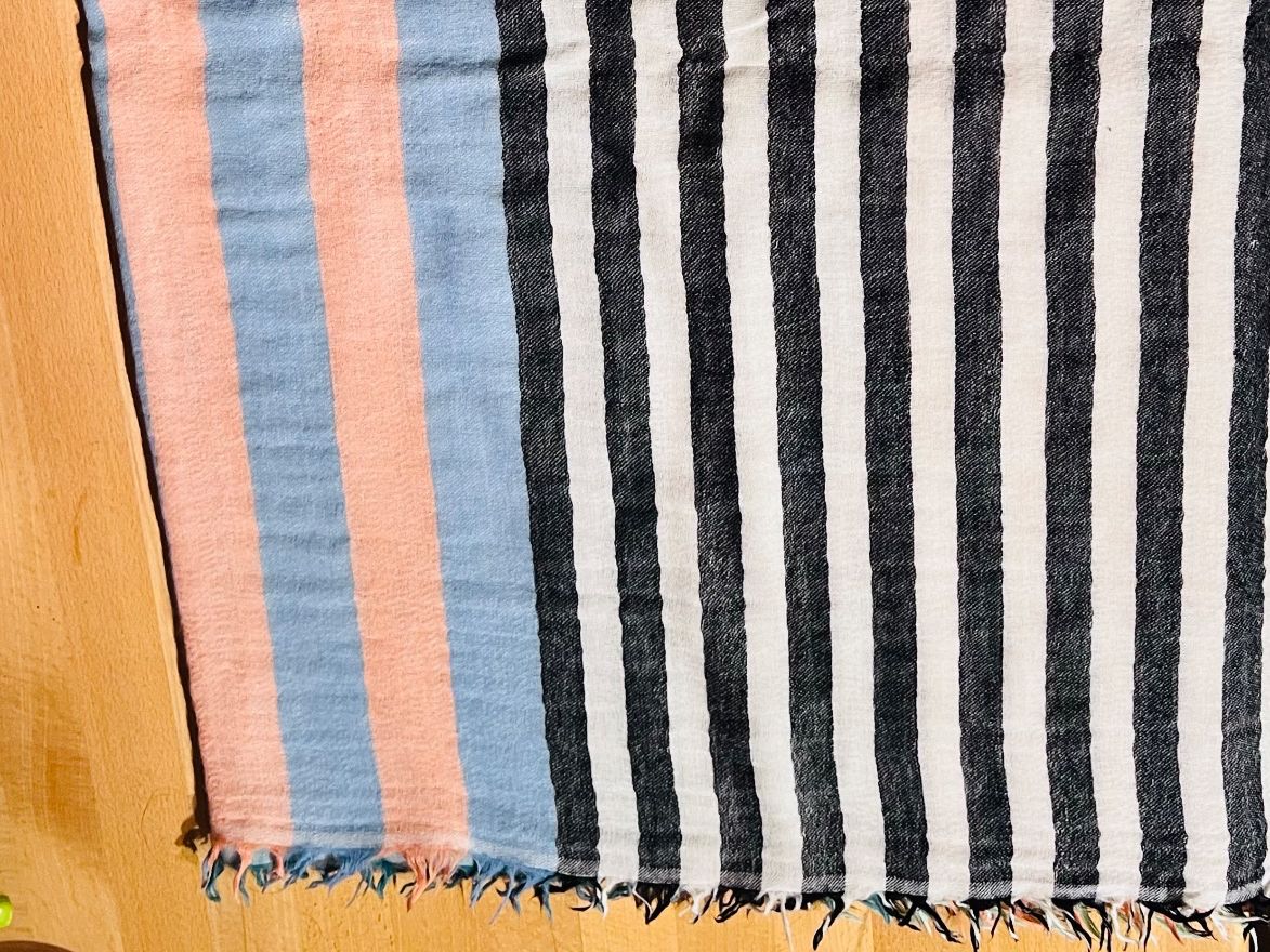 Marc Jacobs Foulards, Tücher & Schals: Frauen Schal, Marke: Marc by Marc Jacobs – Gebraucht aus Bottmingen von bsp_t6m8 5