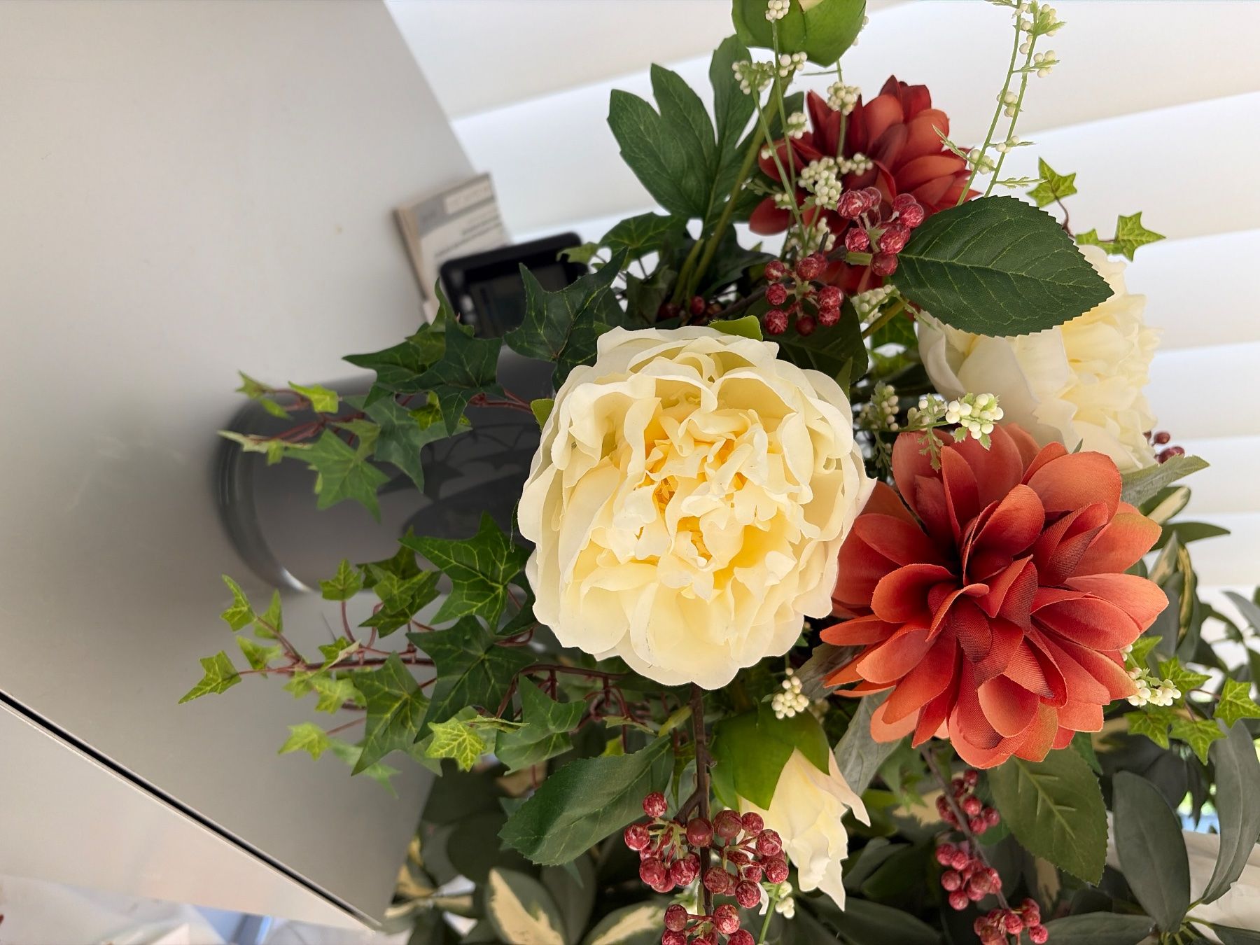 Alle Dekorationen: Künstlicher Blumenstrauss, unverwüstlich – Neu (gemäss Beschreibung) aus Thalwil von Sommerwende 2
