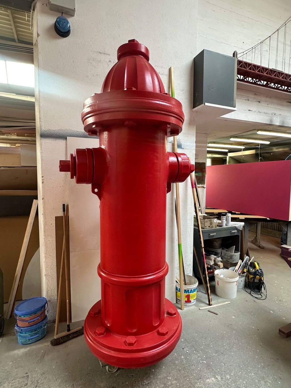 Toutes les décorations: XXL Hydrant aus Styropor – D'occasion à Wetzikon ZH par StattWERK 1