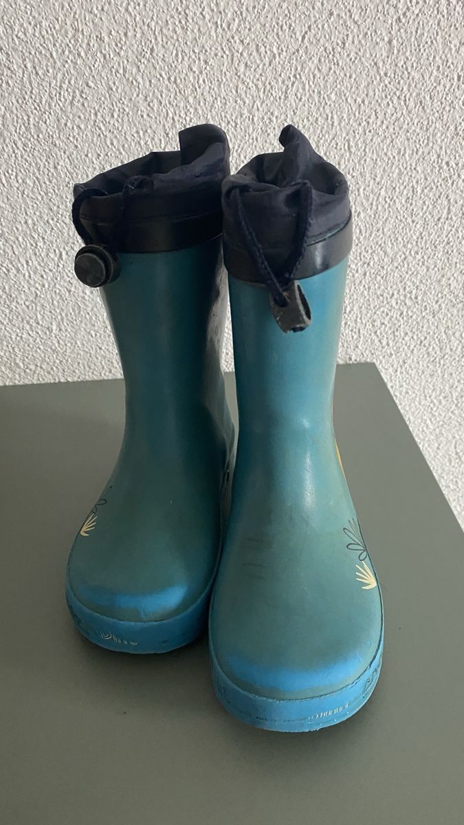Chaussures garçon: Gummistiefel Gr.25 – D'occasion à Beinwil (Freiamt) par Akgeun 1