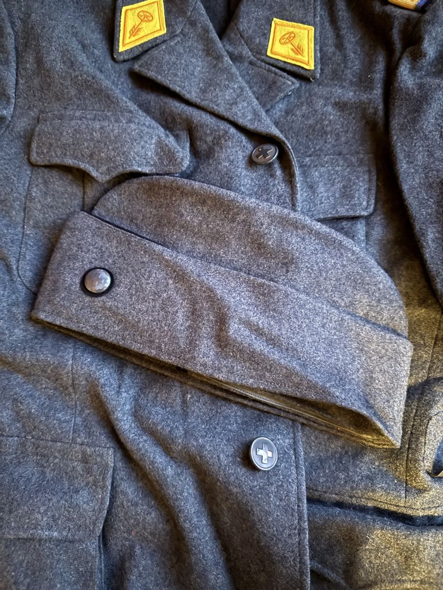 Schweizer Armee Uniformi: Uniform Schweizer Militär Motorfahrer – Usato da Grossaffoltern venduto da hobel28 4