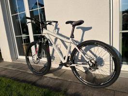 Super Duty Lite Pumptrack-Velo, Top für den Sommer!