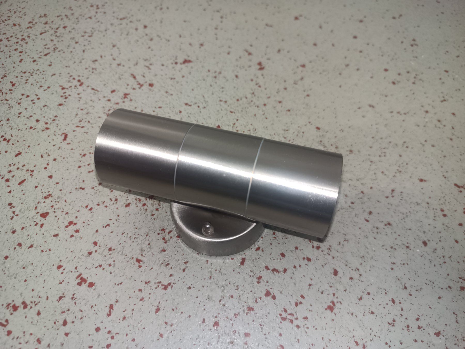 Lampade: Edelstahl Aussenwandleuchte – Usato da Niederwil SO venduto da Tphantom 1