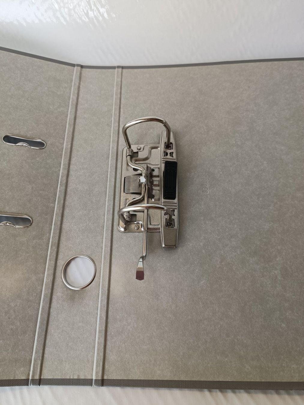 Ordner: Ordner A4 2-Ring, ca. 5 cm (preis pro Stück) – Gebraucht aus Oberhofen Thun'see von cri_6md2 6