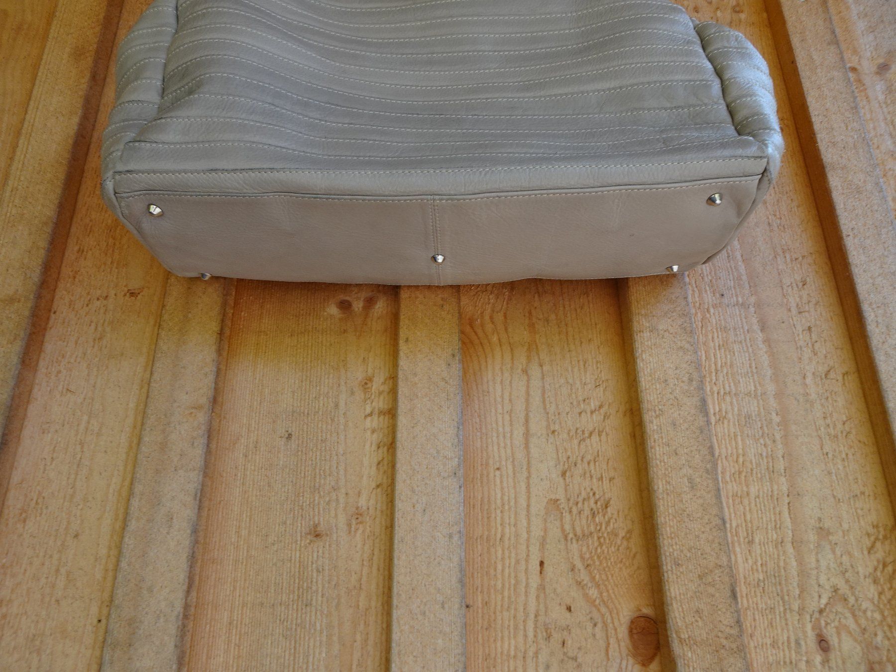Borse da donna: Hübsche Charlotte Handtasche beige - 230804 – Usato da Küssnacht am Rigi venduto da Schuhe-Secondhand 2