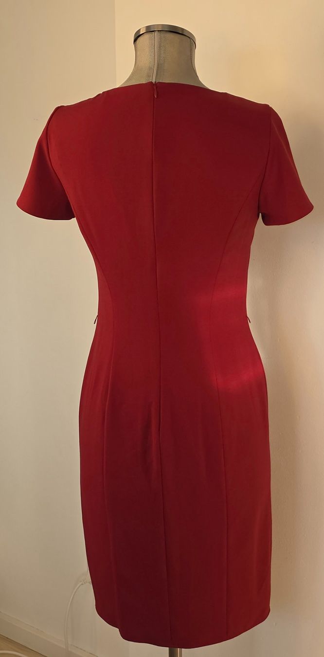 Esprit Kleider: XS 34 ESPRIT blutrotes elegantes ETUIKLEID stretch – Neu (gemäss Beschreibung) aus Dürnten von Bachtelsurfer 2