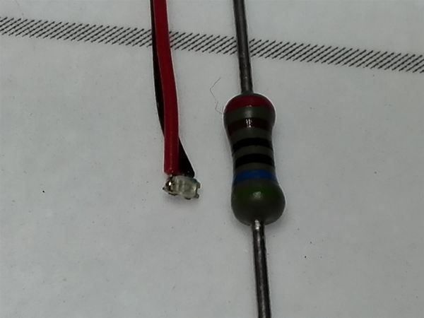 Componenti elettronici: LED SMD 0603 verkabelt, blue – Nuovo (secondo la descrizione) da Luzern venduto da Salefactory 2