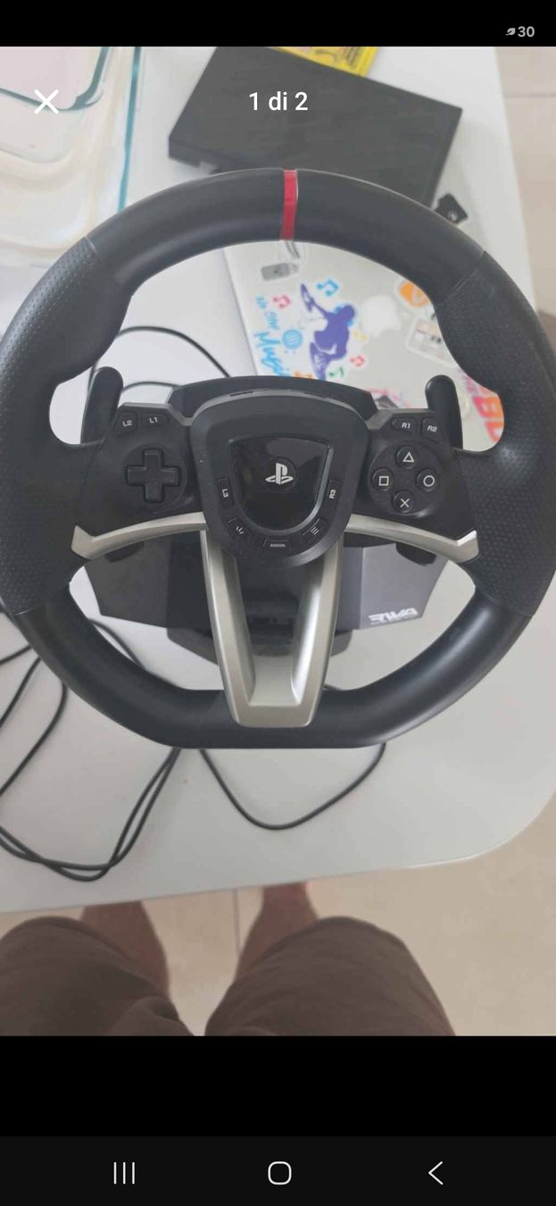 Jeux: Volante da gioco PS4/PS5 buono stato – D'occasion à Losone par dar_h9gj