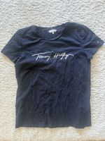Tommy Hilfiger T-Shirt Gr. S Marineblau Sommerkleidung Top Z