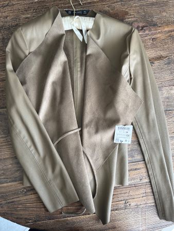 Zara Kunstleder Jacke XS olive/taupe neu