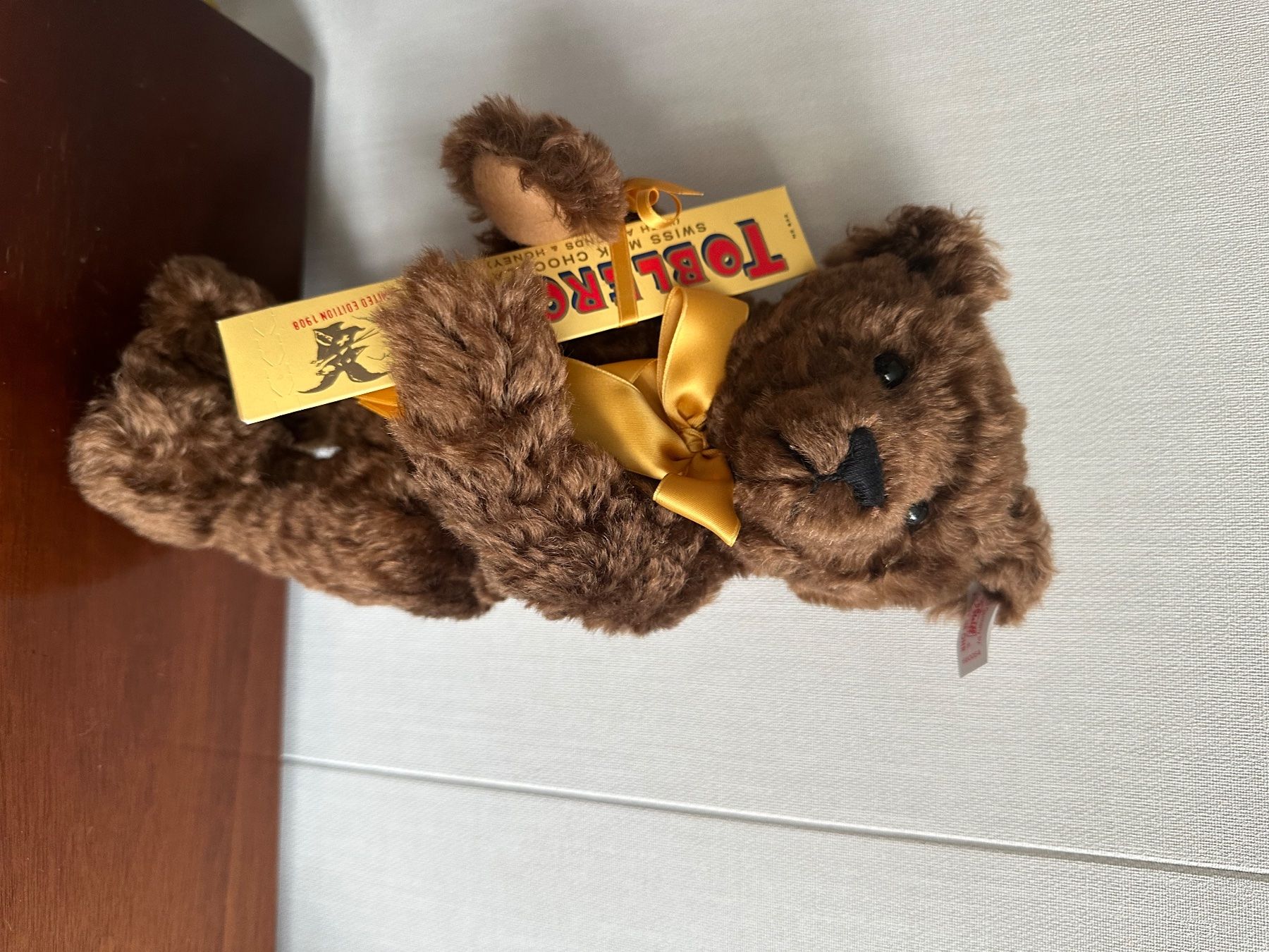 Steiff Giocattoli: Schoggi Bär von Steiff – Nuovo e nell'imballaggio originale da Mumpf venduto da A_B_E 1