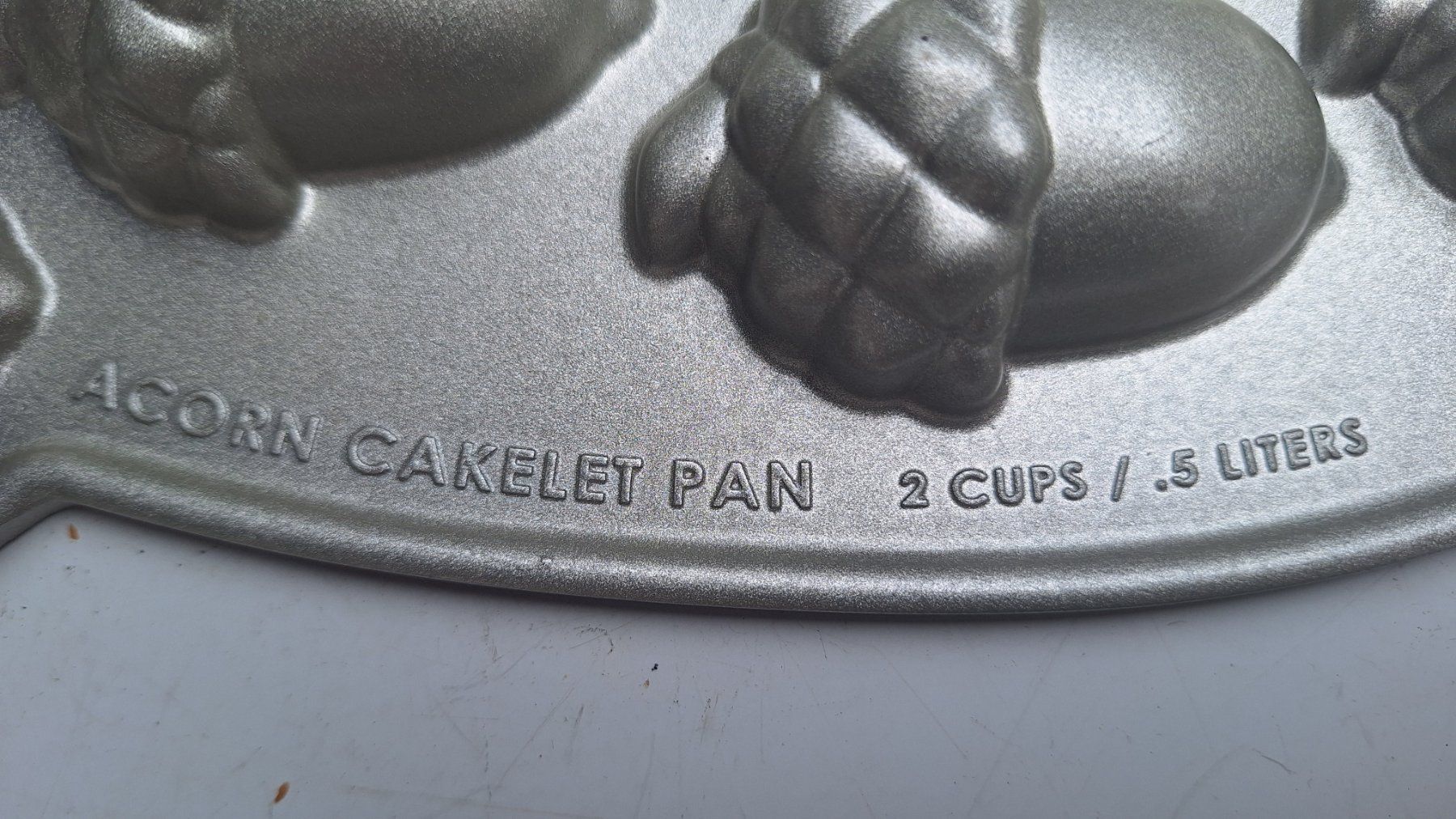 Teglie da forno: NORDIC WARE Eichel Cakelets Backform – Nuovo (secondo la descrizione) da Weinfelden venduto da JoeBaer 2