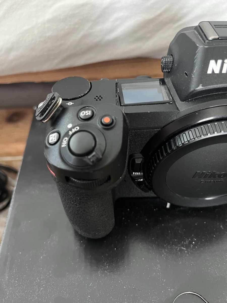 Nikon Kamera: Nikon Z7 body défectueux  – Defekt aus Font von TrainspottersuisseHo 1
