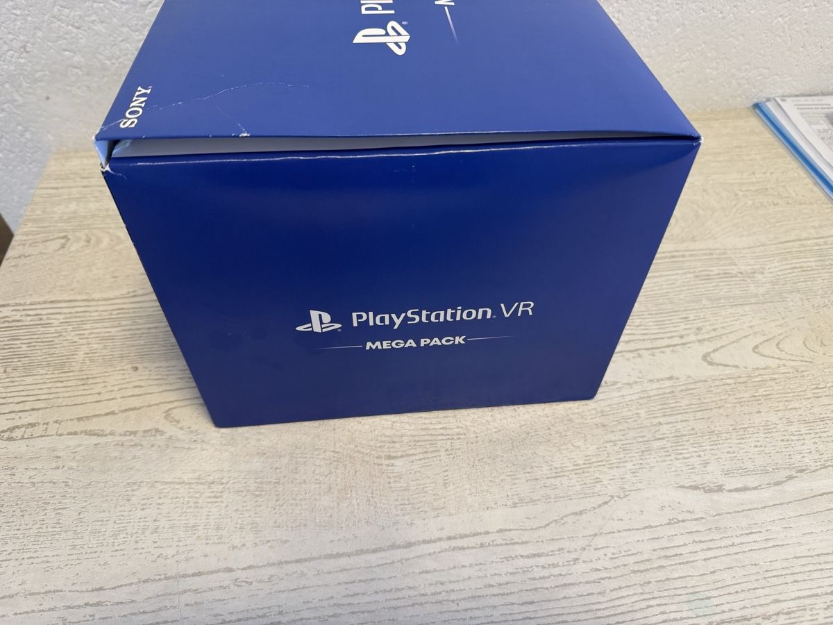 Sony Casque VR: Playstation VR mega pack – D'occasion à Zunzgen par milesdavis76 2