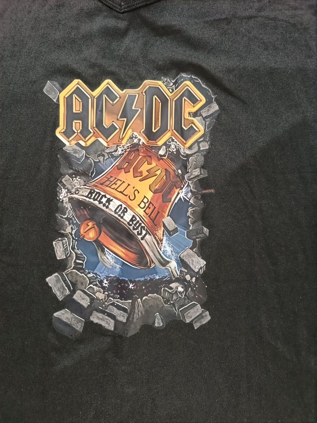 T-shirt: AC/DC Shirt XL neu – Nuovo (secondo la descrizione) da Bätterkinden venduto da Elefantenzoo 1
